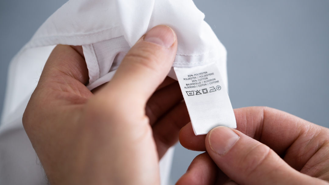 Materiali e lavaggio: come scegliere e mantenere l’abbigliamento da lavoro